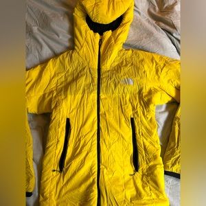 Men’s North face sea to summit puffer